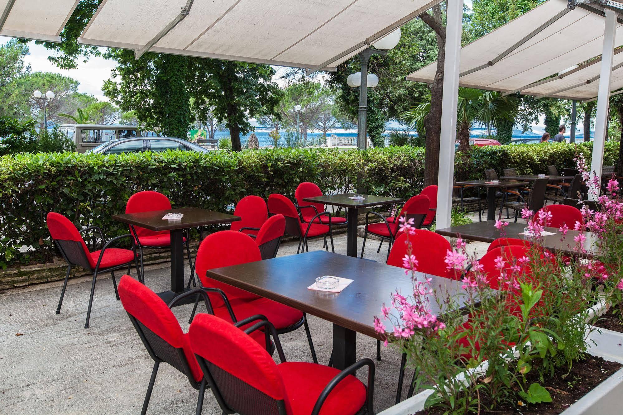 Zagreb 2* Crikvenica